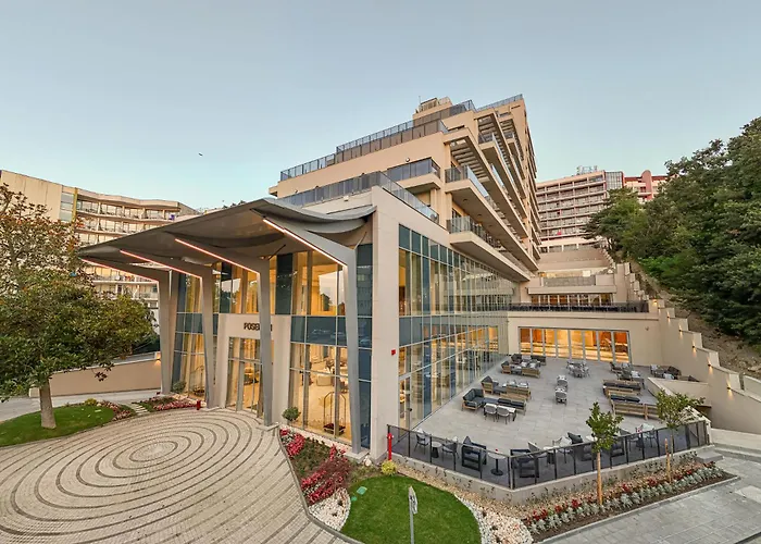 Poseidon Beach Resort - 5-Star Luxury Experience, Premium Full Board, Ev Station