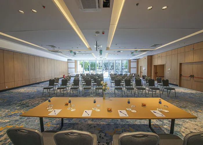 Poseidon Beach Resort - 5-Star Luxury Experience, Premium Full Board, Ev Station