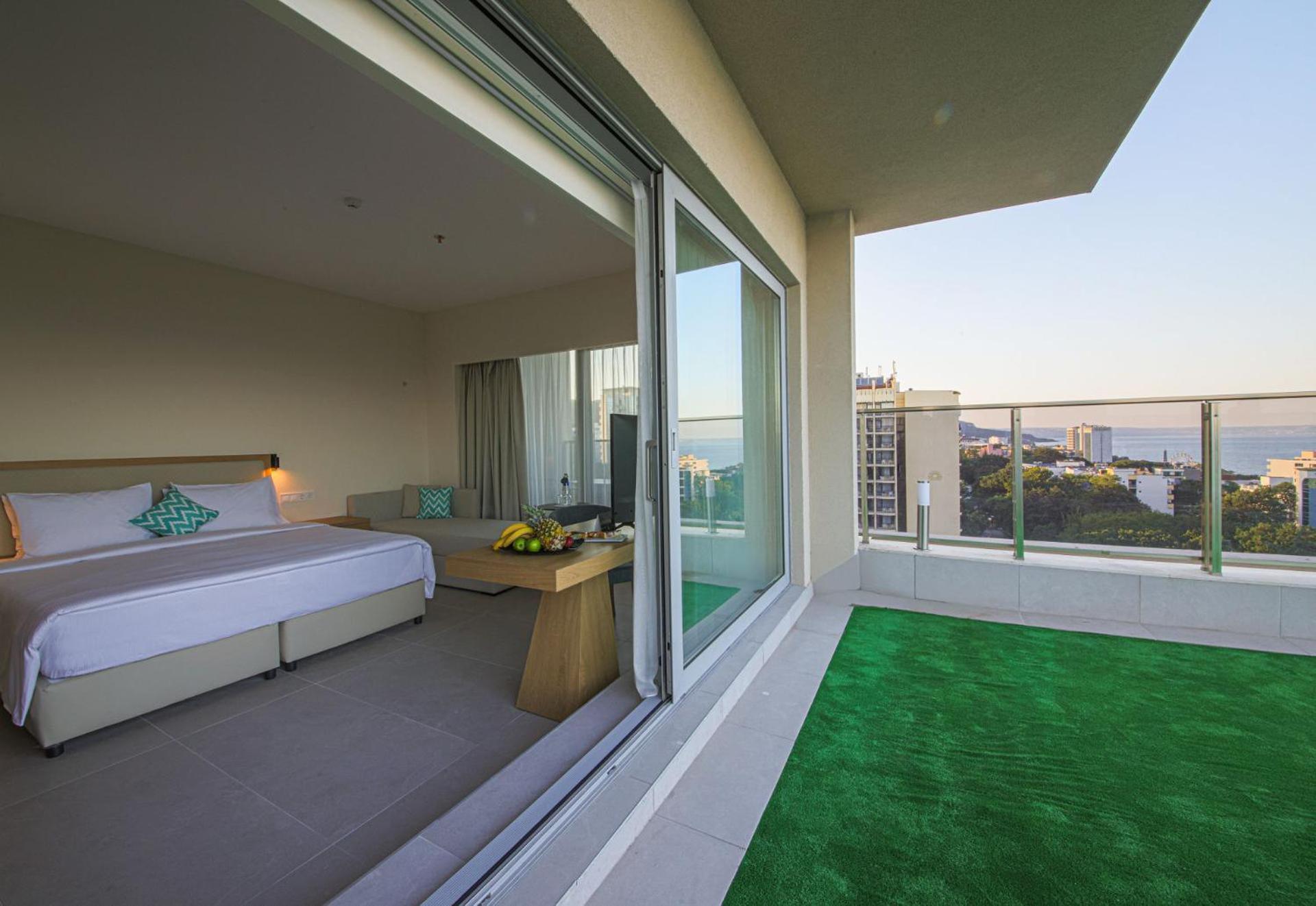 Poseidon - 5-star Luxury Experience, Premium Full Board Hotel Złote Piaski